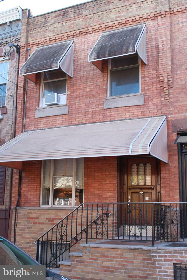 Property Photo:  1028 Jackson Street  PA 19148 