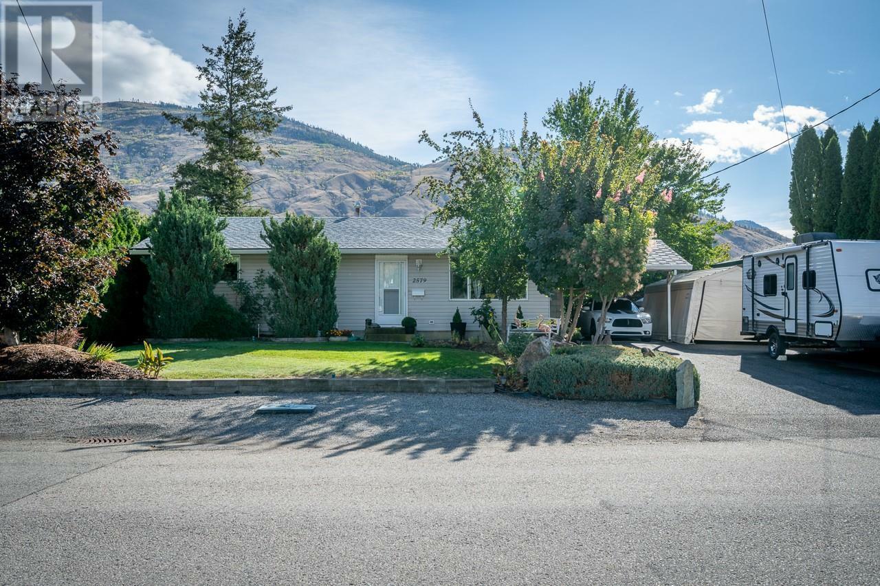 2579 Tupela Drive  Kamloops BC V2B 6V8 photo