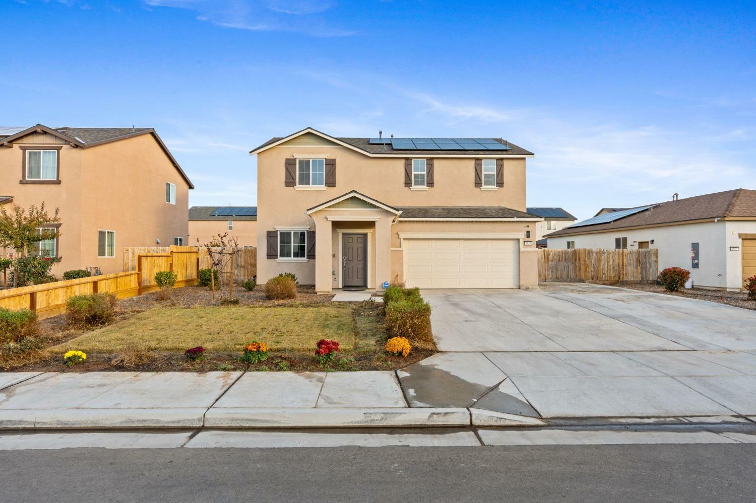 1854 E Gum Avenue  Reedley CA 93654 photo