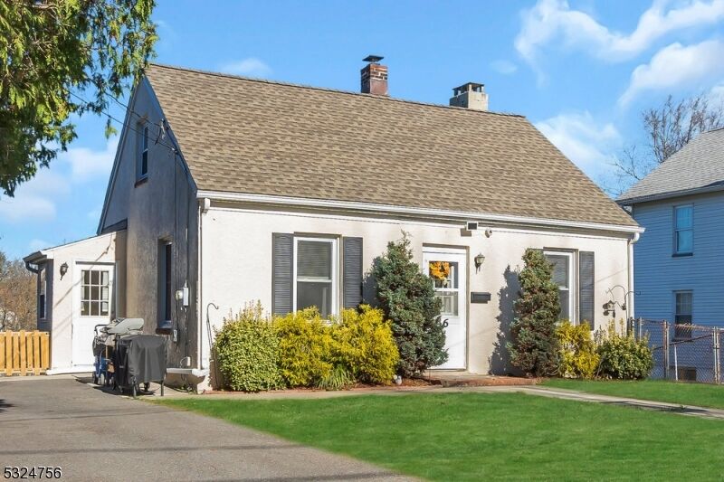 Property Photo:  46 Willow St  NJ 07882 