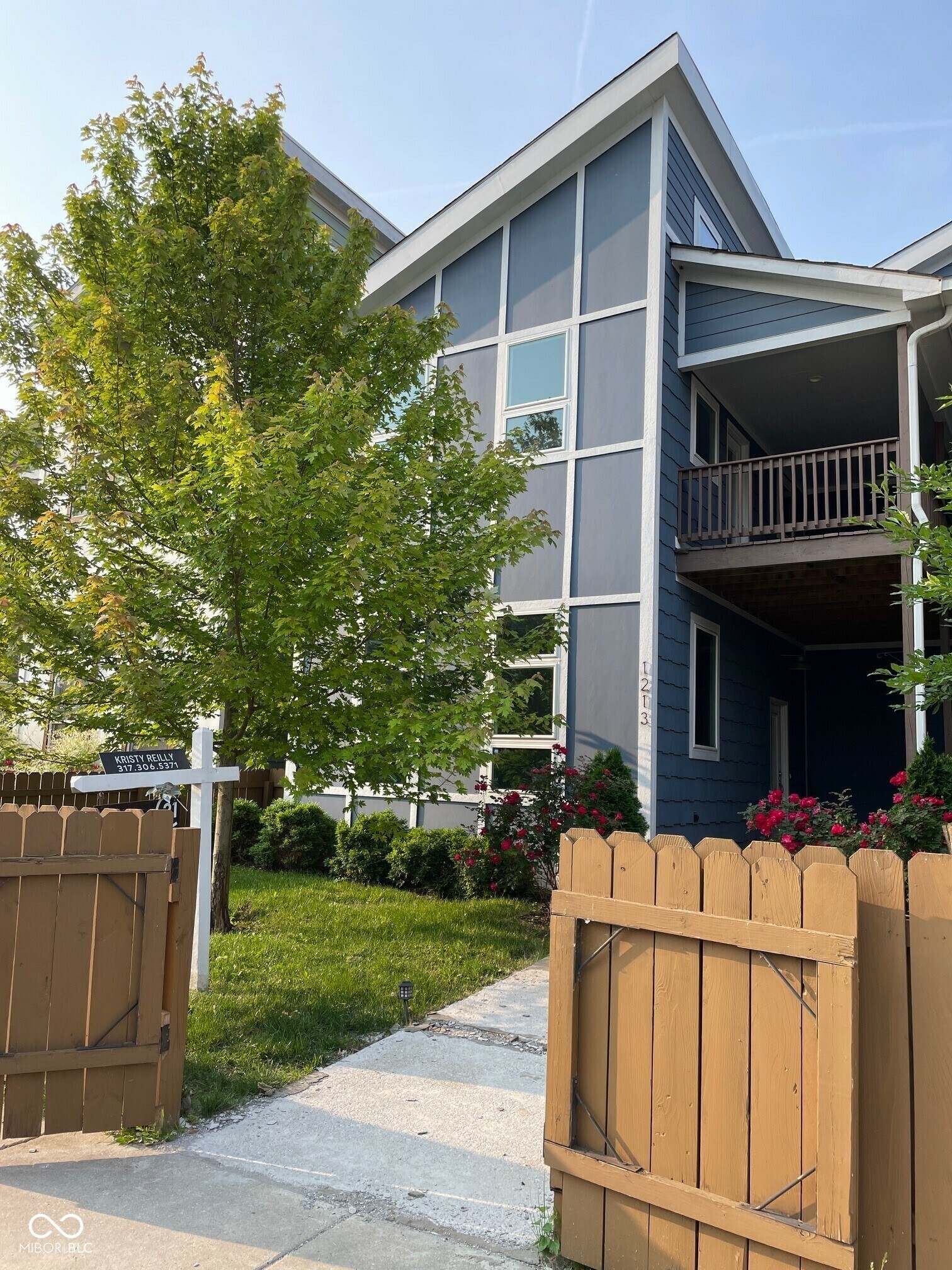 Property Photo: 1213 Cottage Avenue IN 46203