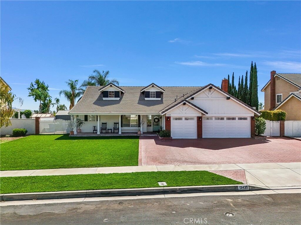 Property Photo: 13435 Smokestone Street CA 91739
