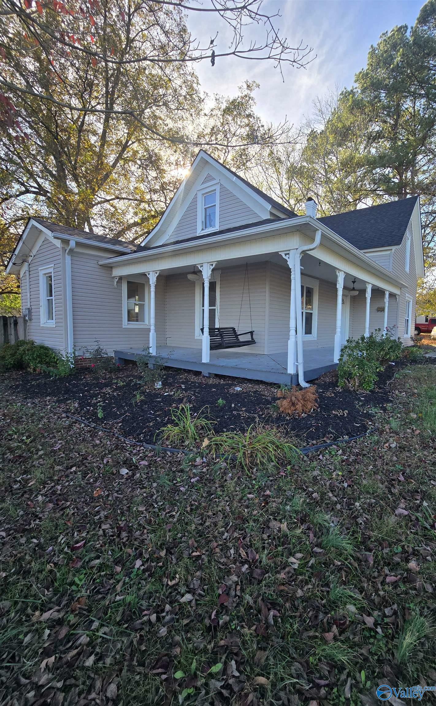 Property Photo:  501 5th Street  AL 35611 