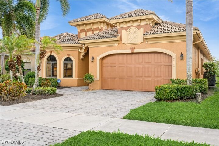 1411 Serrano Circle  Naples FL 34105 photo