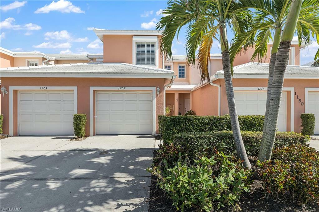 Property Photo: 1150 Sweetwater Ln 1207 FL 34110
