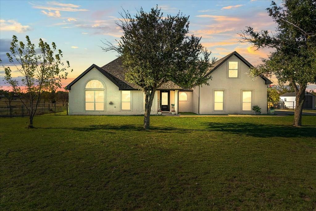 Property Photo:  3337 Chisam Road  TX 76266 