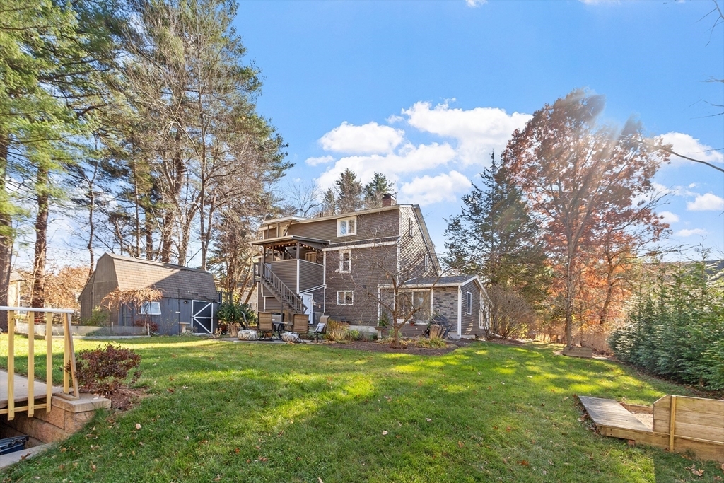 Property Photo:  203 Aldrich Road  MA 01887 