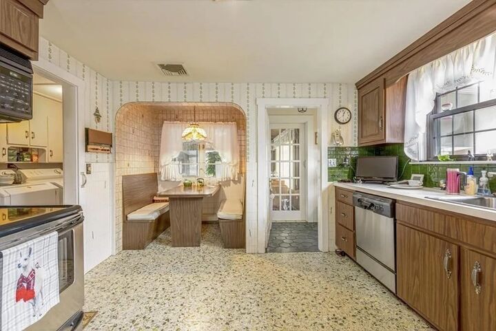 Property Photo: 1789 Broadway MA 02767