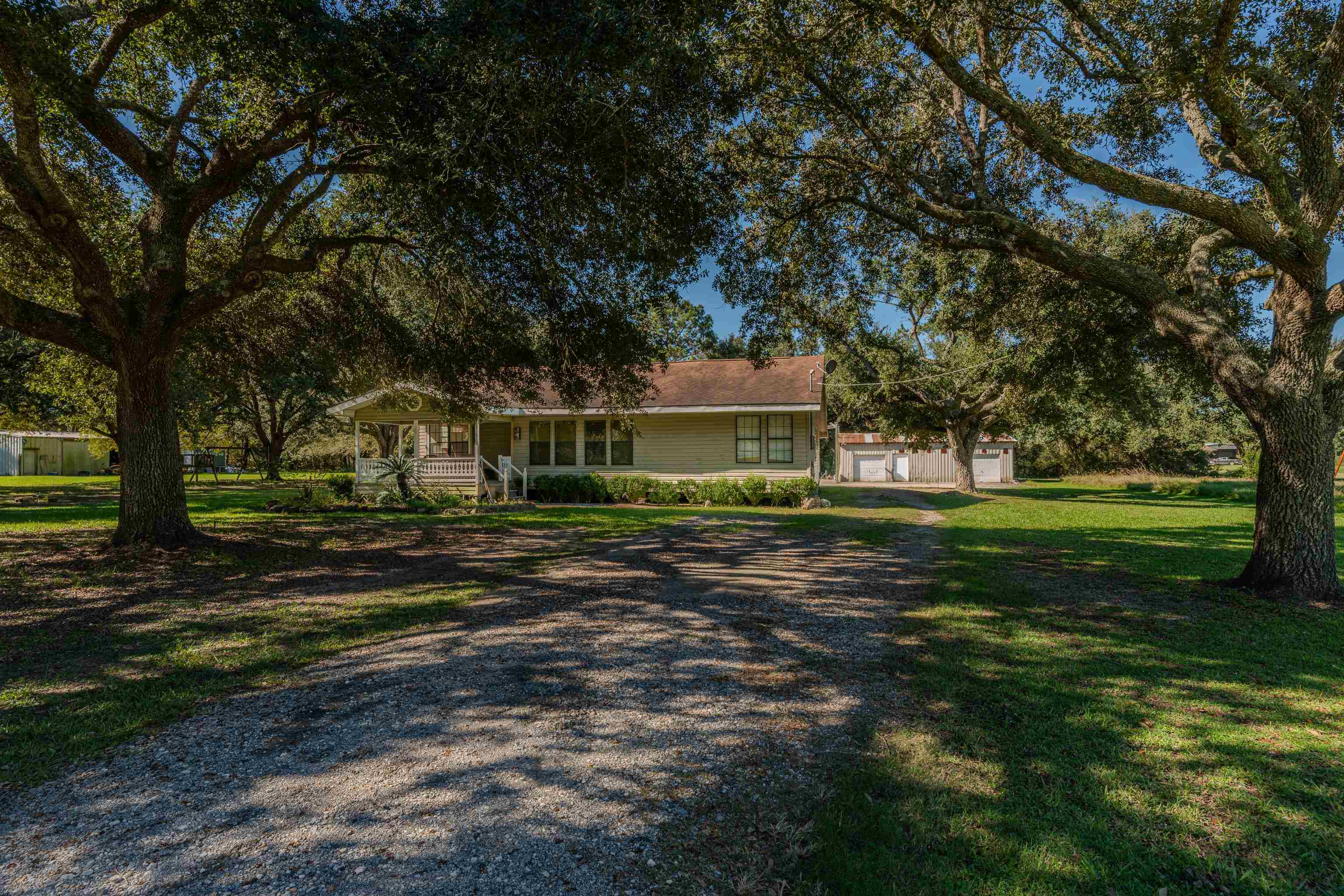 Property Photo:  13180 Craigen Rd  TX 77705 