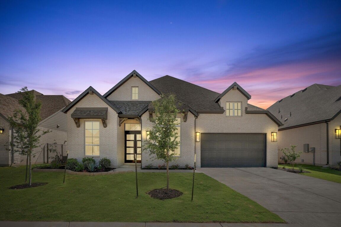 Property Photo: 109 Poole Lane TX 78642