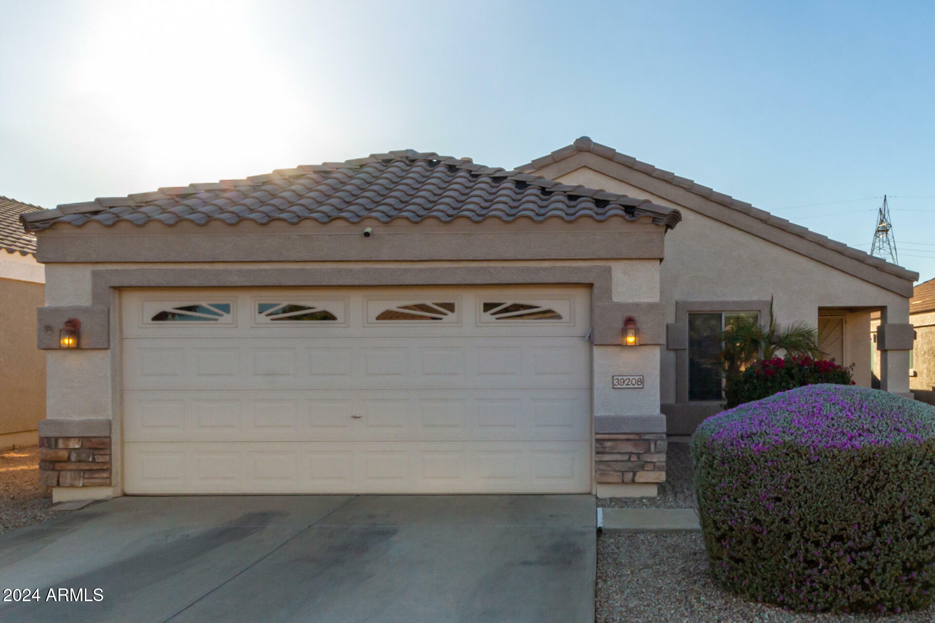 Property Photo:  39208 N Cali Circle  AZ 85140 