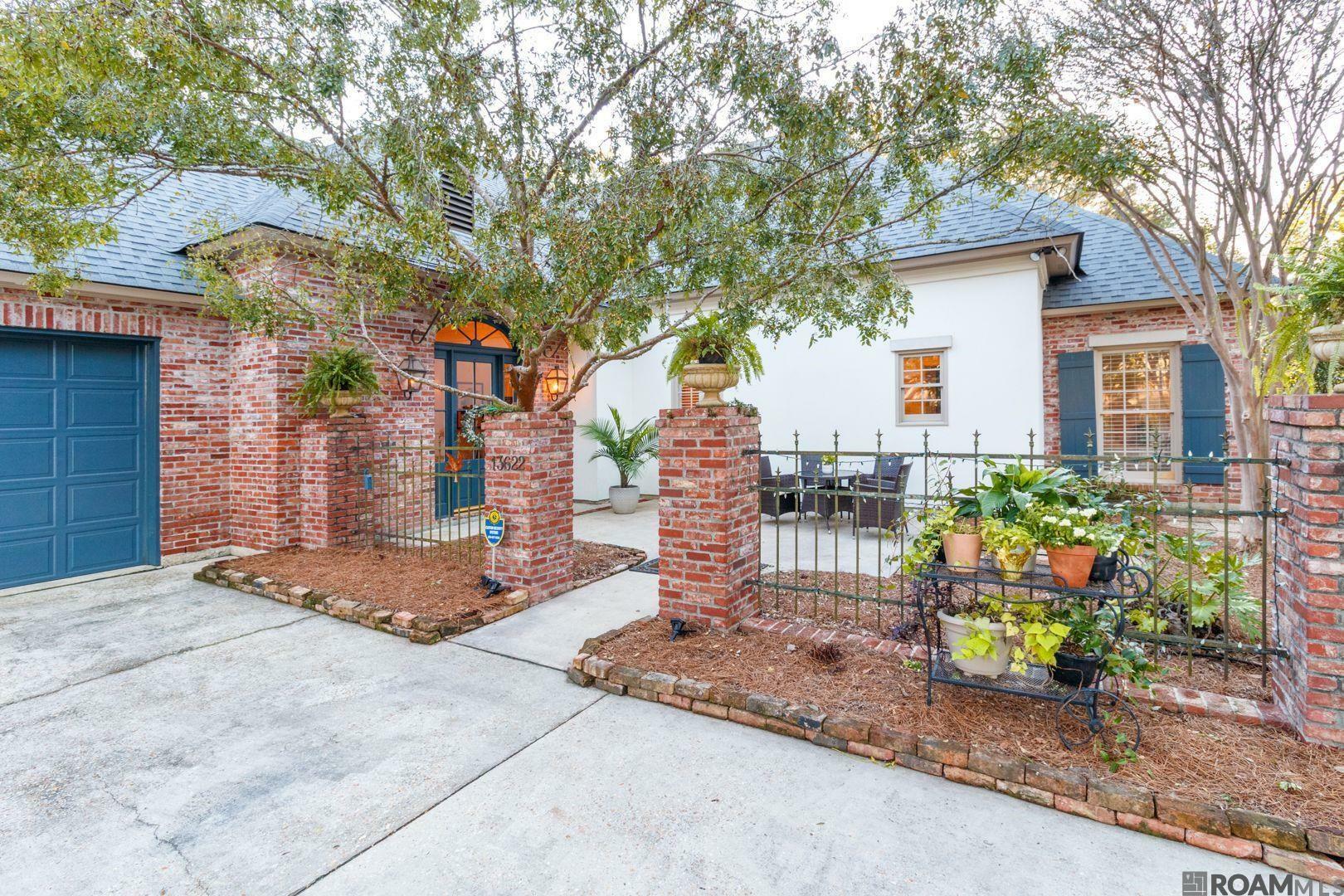 Property Photo:  13622 Lexham Gardens Ave  LA 70810 