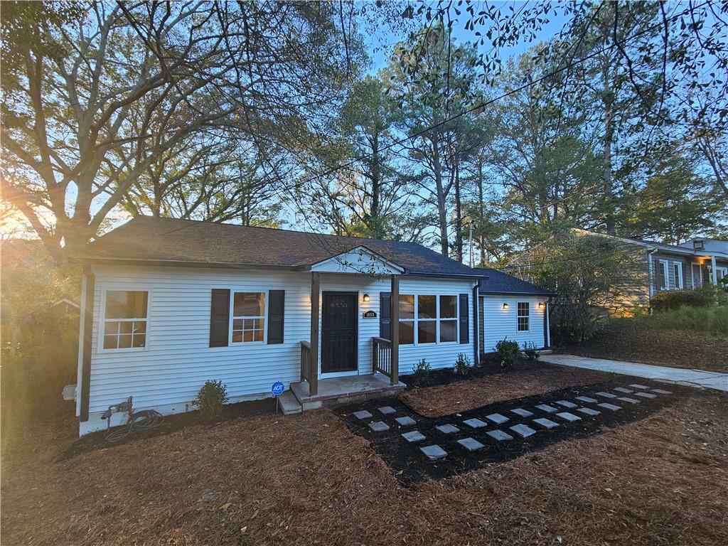 Property Photo:  1093 Oakland Drive  GA 30310 