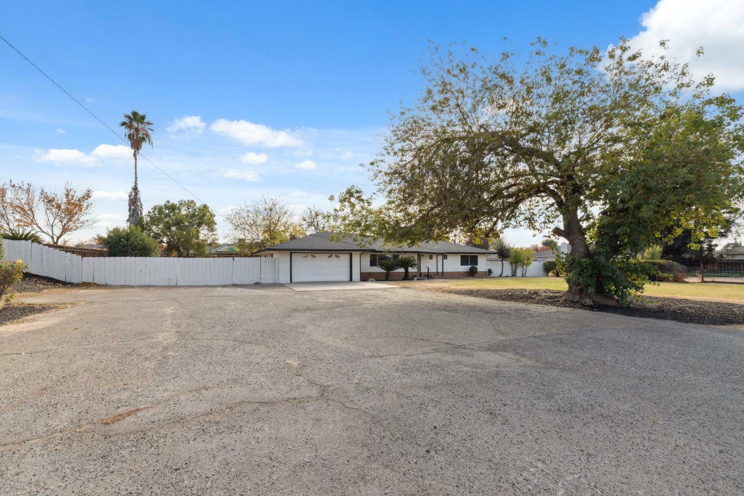 Property Photo:  1309 Sierra  CA 93710 