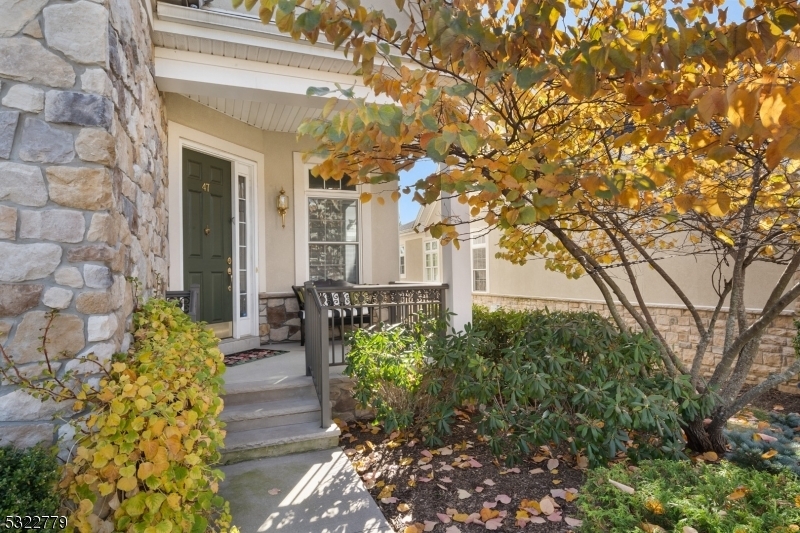 Property Photo:  47 Betsy Ross Dr  NJ 07059 