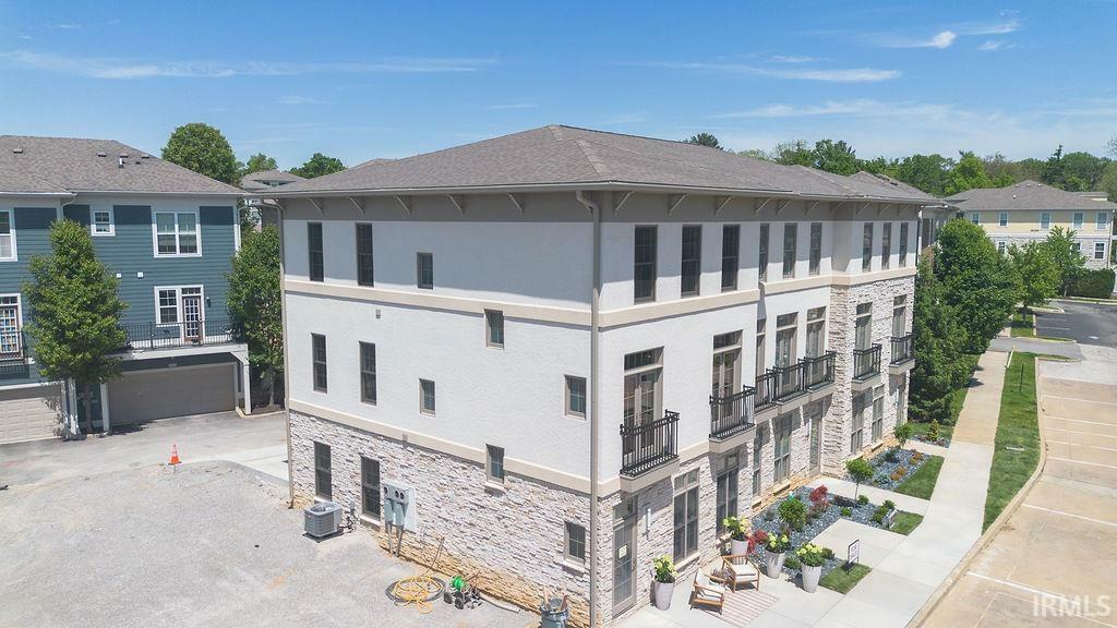 Property Photo: 1550 S Piazza Drive IN 47401