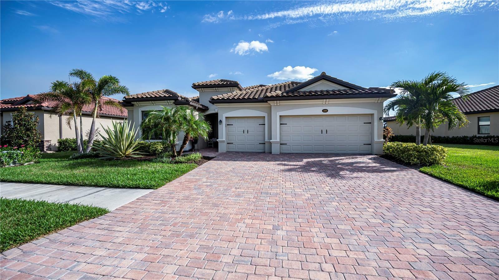 Property Photo:  12895 Basilica Dr  FL 34293 