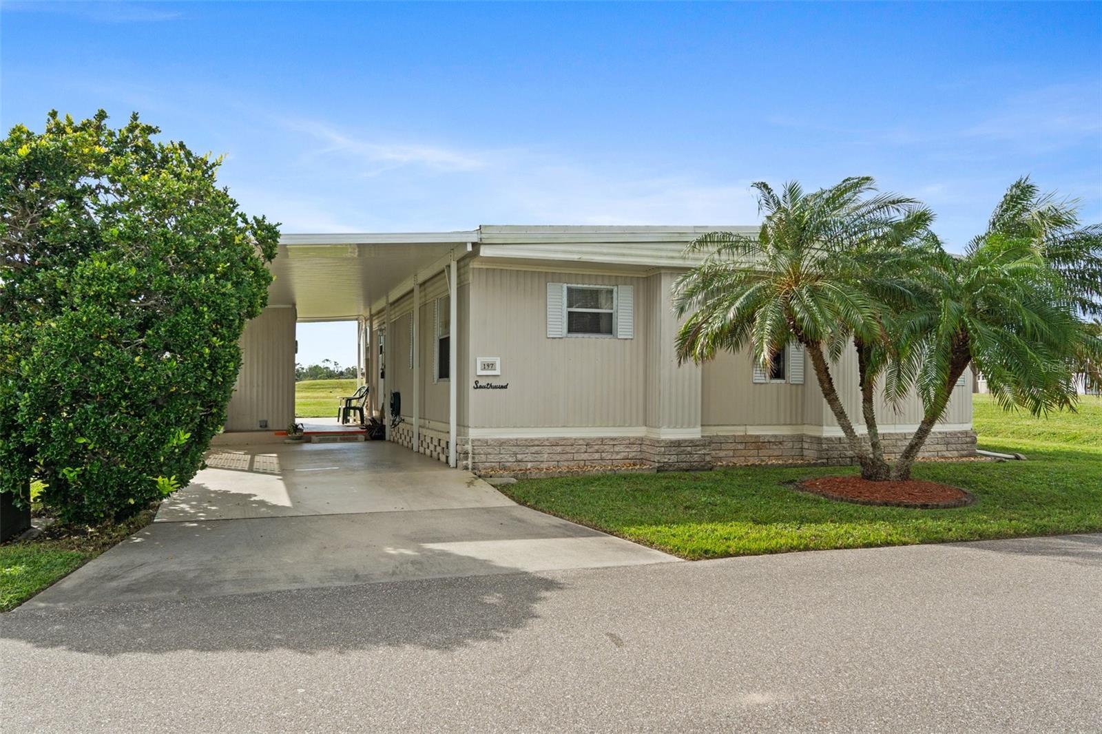 Property Photo: 197 Dolphin FL 33950