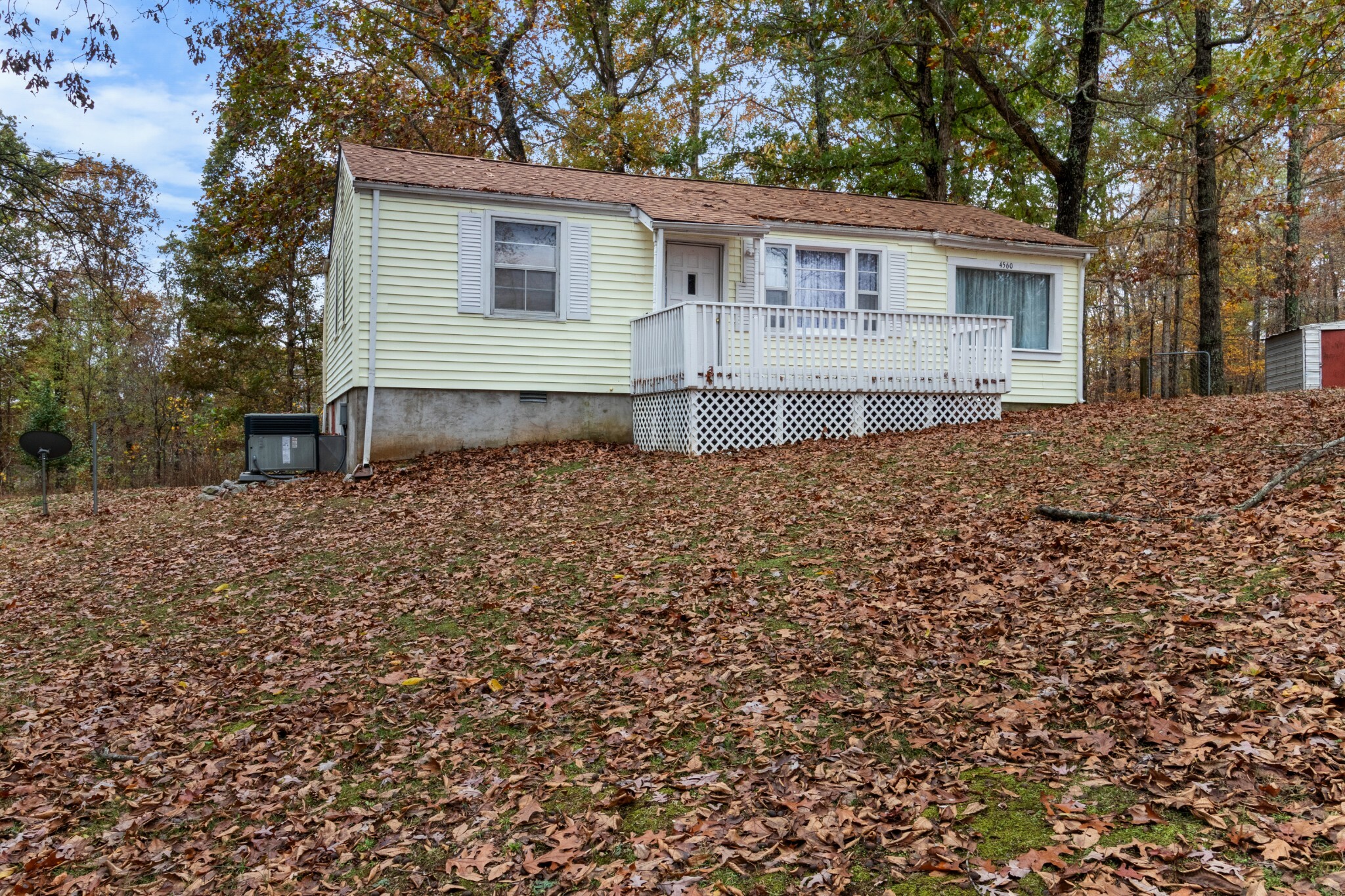 Property Photo:  4560 Cumberland City Rd  TN 37079 