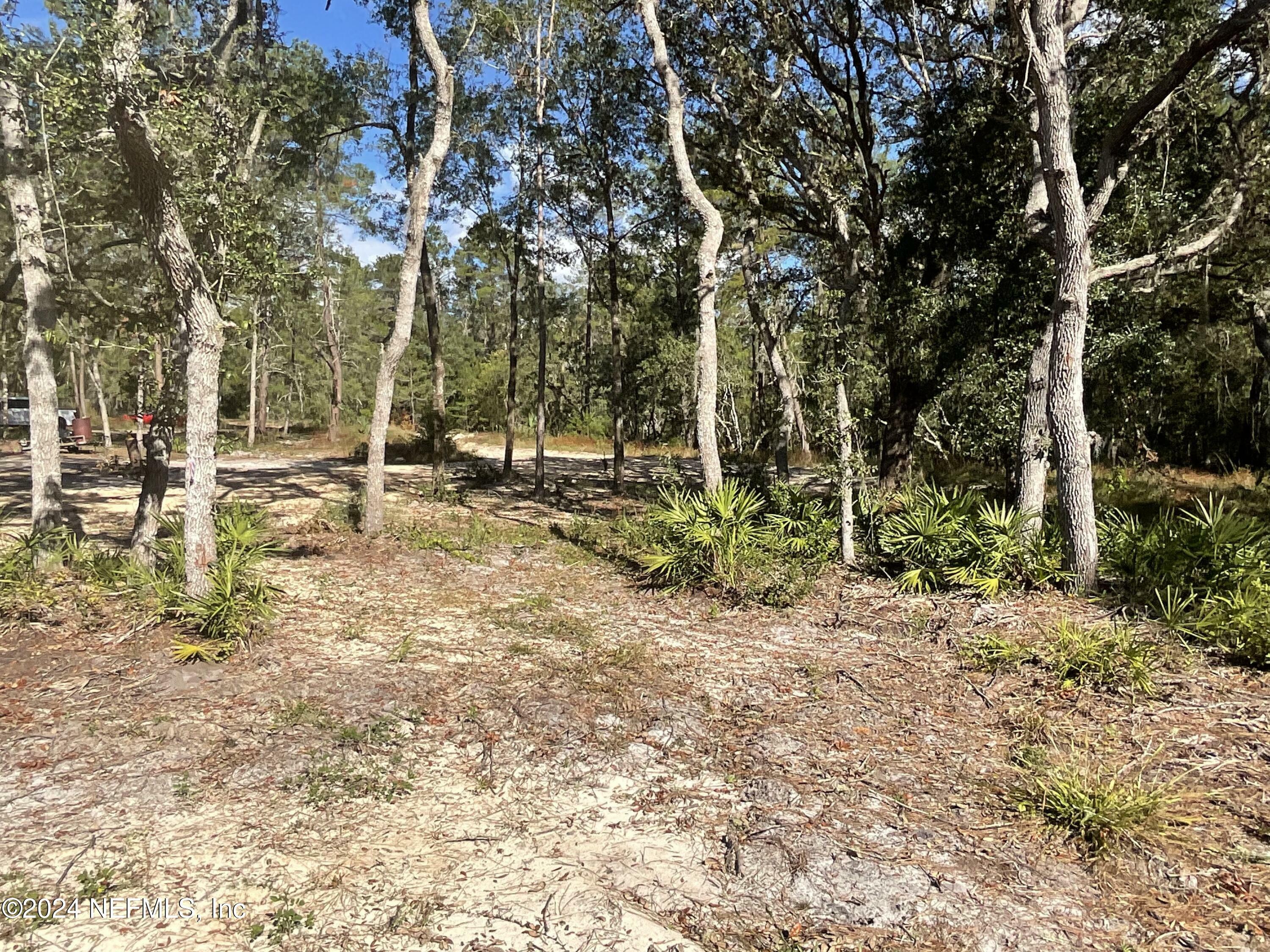 Property Photo:  101 New Jersey Street  FL 32189 