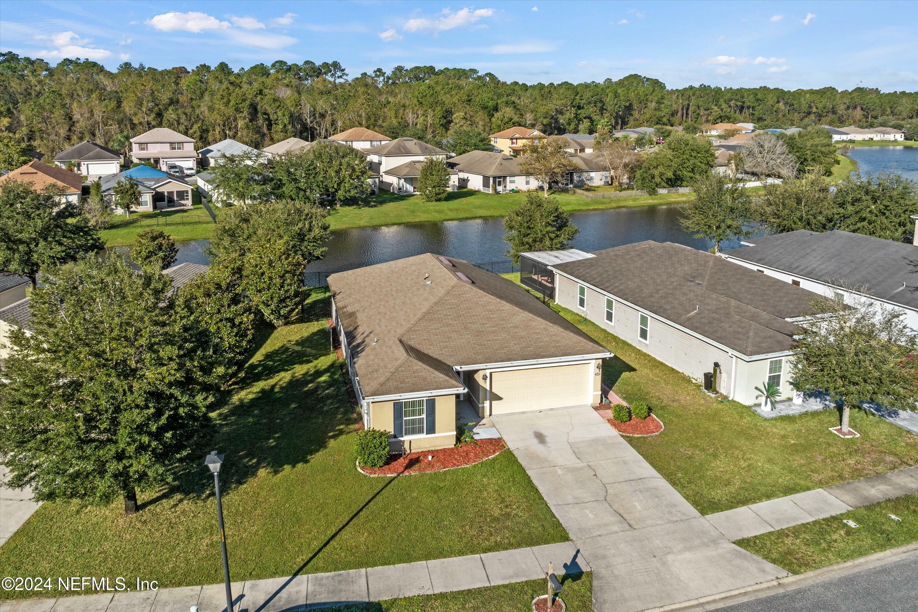 Property Photo:  12157 Alexandra Drive  FL 32218 