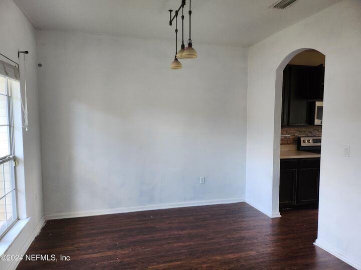Property Photo: 9194 Prosperity Lake Drive FL 32244