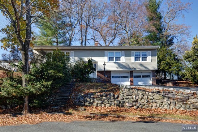 Property Photo:  21 Stony Hill Court  NJ 07405 