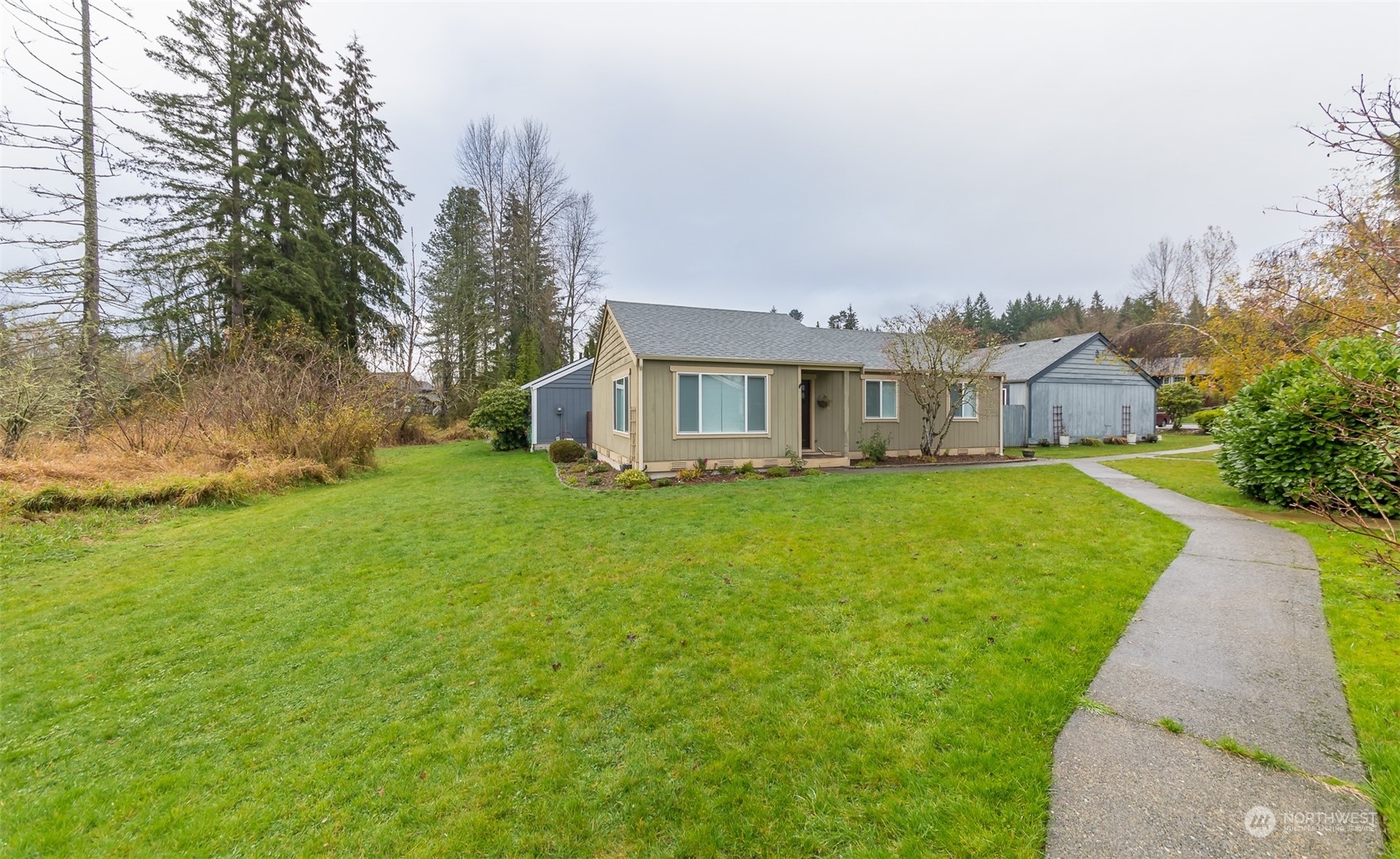 Property Photo:  1426  128th Drive NE  WA 98258 