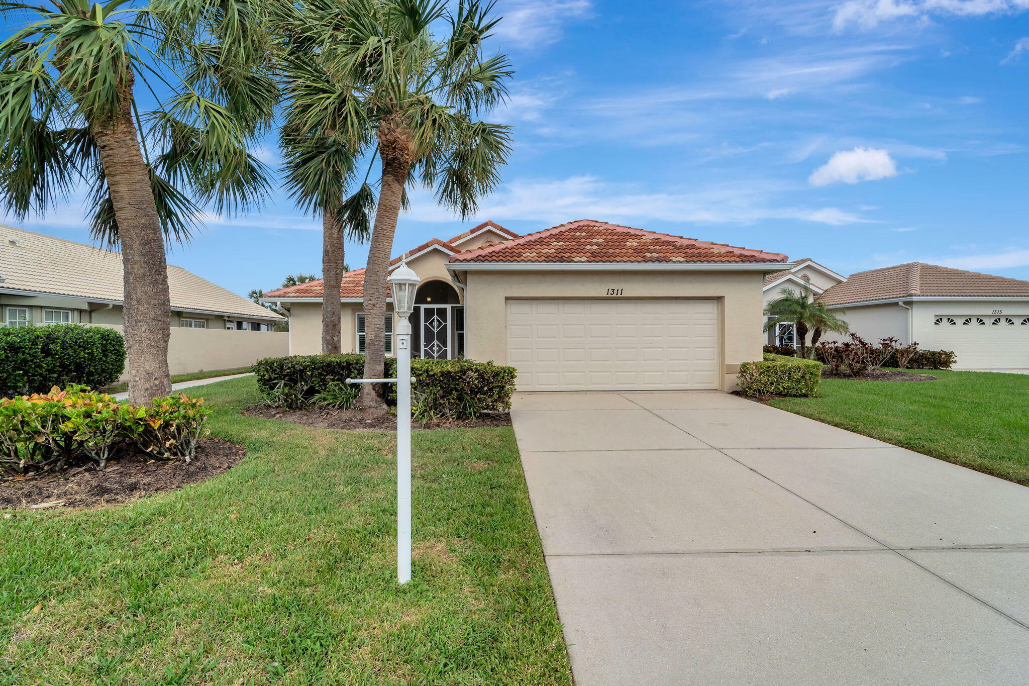 1311 Berkshire Court  Venice FL 34292 photo