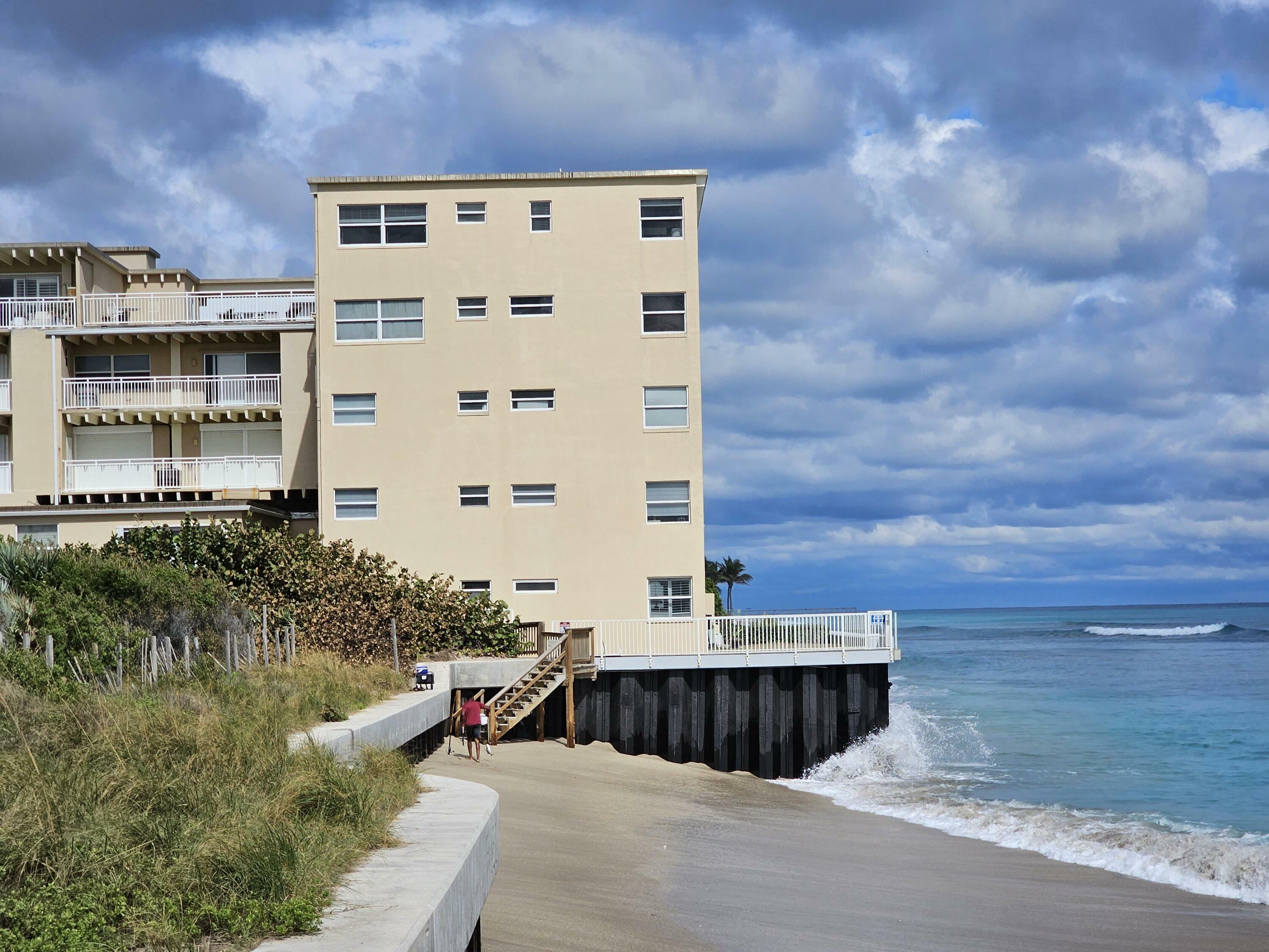 Property Photo:  4500 S Ocean Boulevard 309  FL 33460 