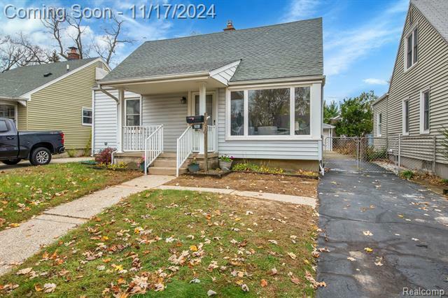 201 Devillen Avenue  Royal Oak MI 48073 photo