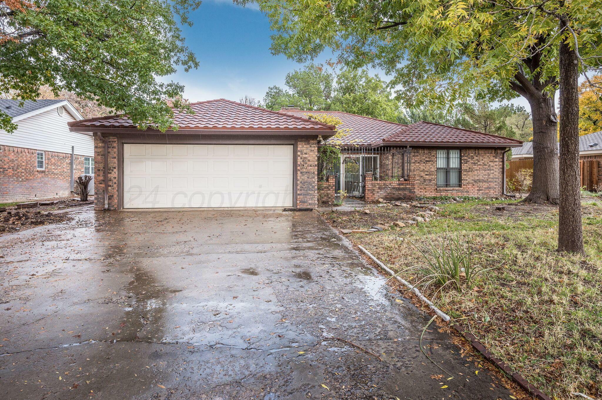 Property Photo:  4009 Oakhurst Drive  TX 79109-5023 