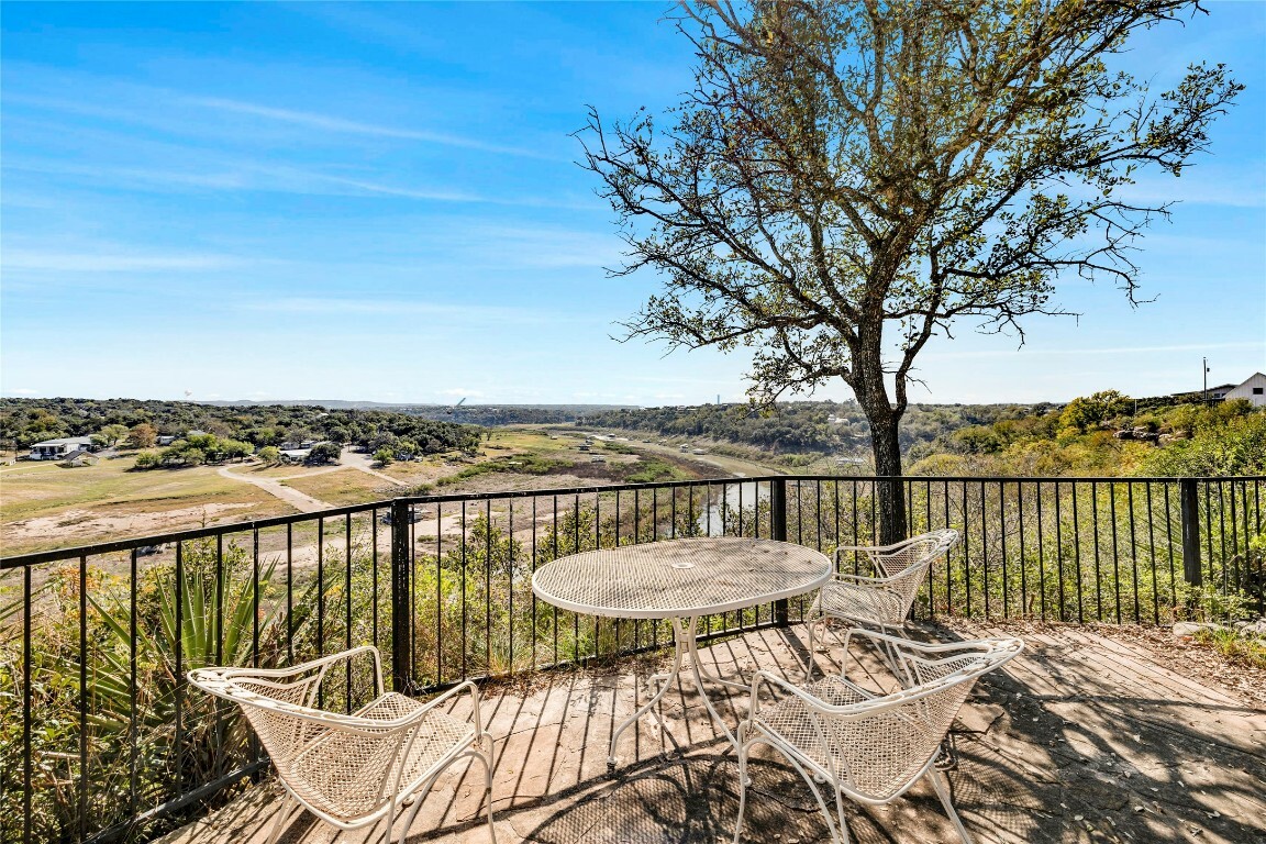 25537 Pedernales Point Drive  Spicewood TX 78669 photo