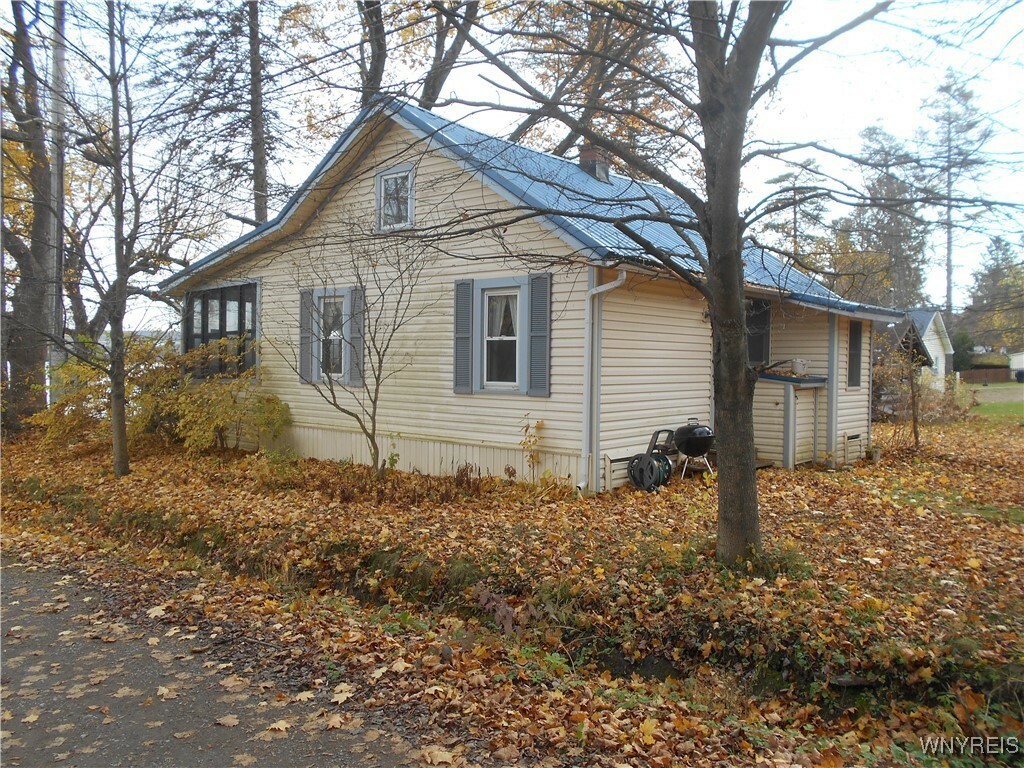 Property Photo:  5420 Java Lake Road  NY 14009 