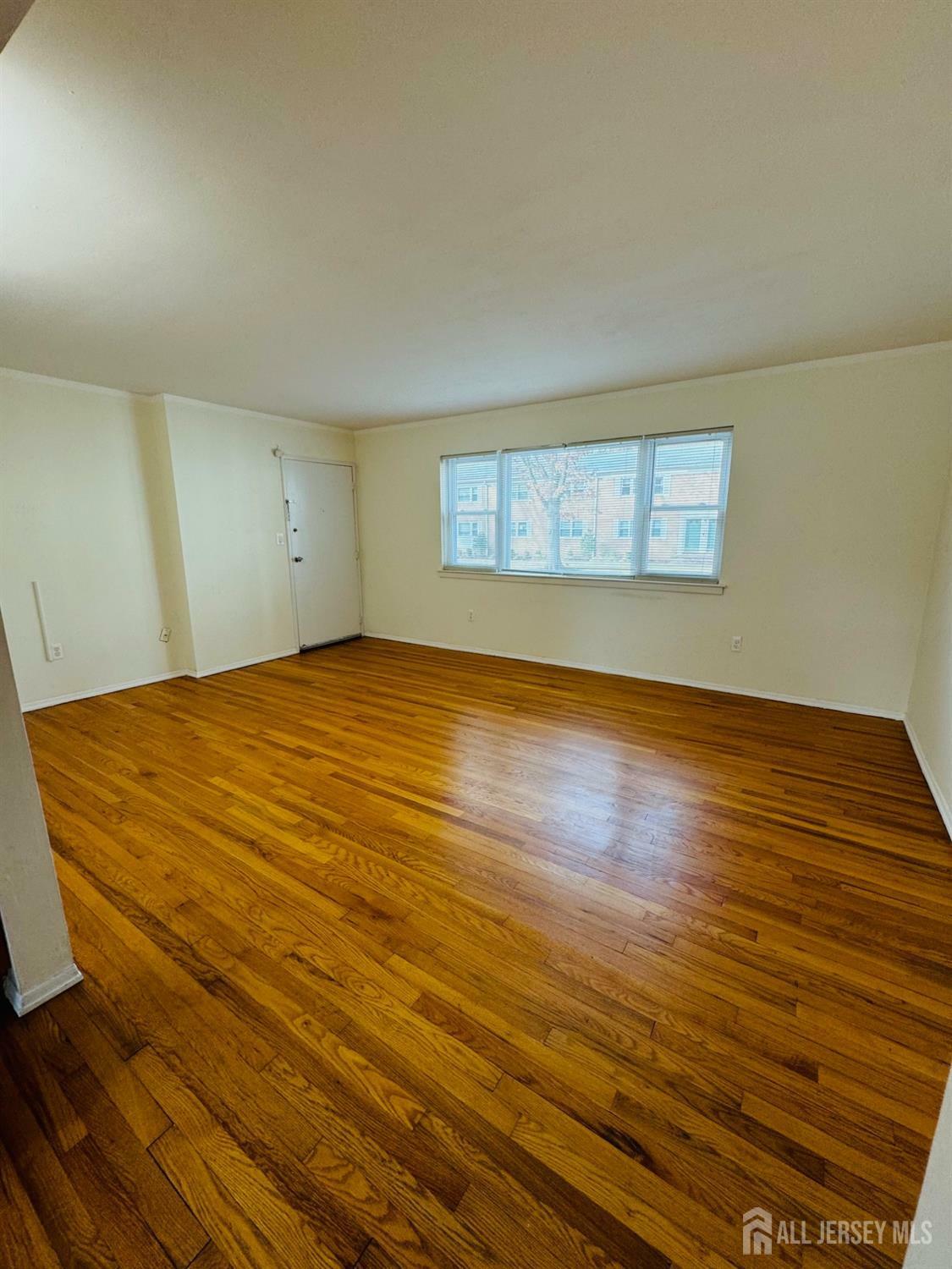 Property Photo:  160 Evergreen Road 13A  NJ 08837 