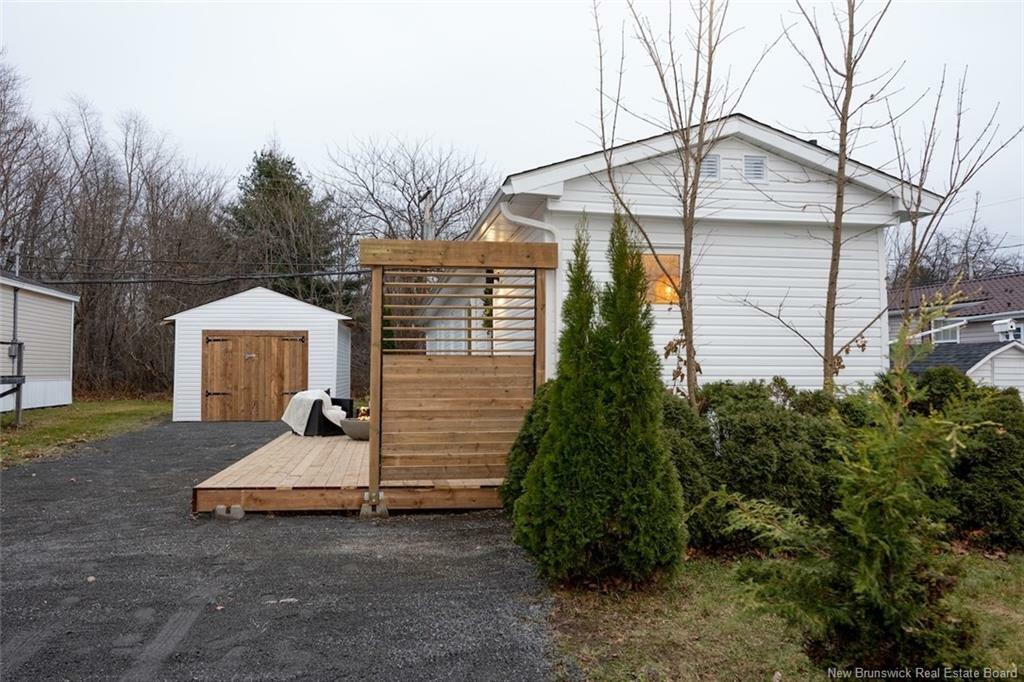 Property Photo:  2 Tamarack Drive  NB E3B 6T1 