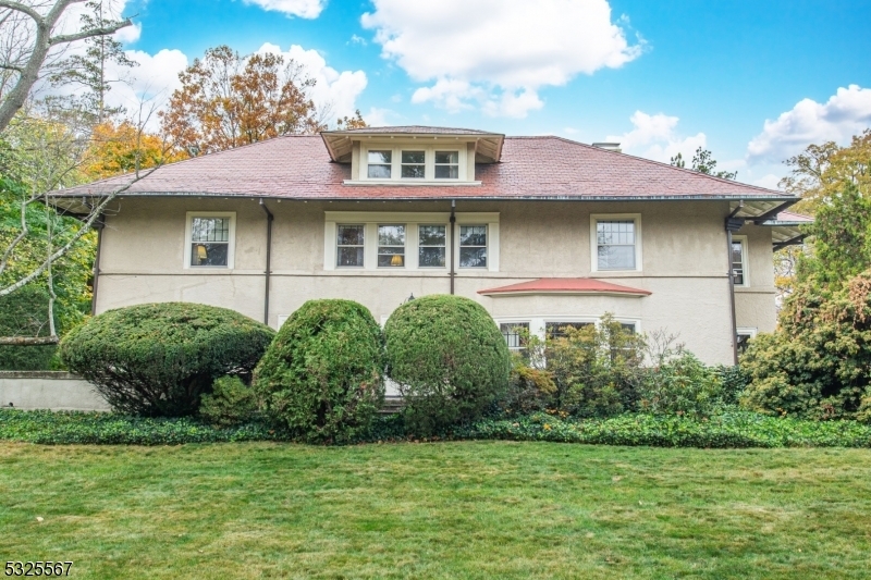 Property Photo:  100 Ridgewood Ave  NJ 07028 