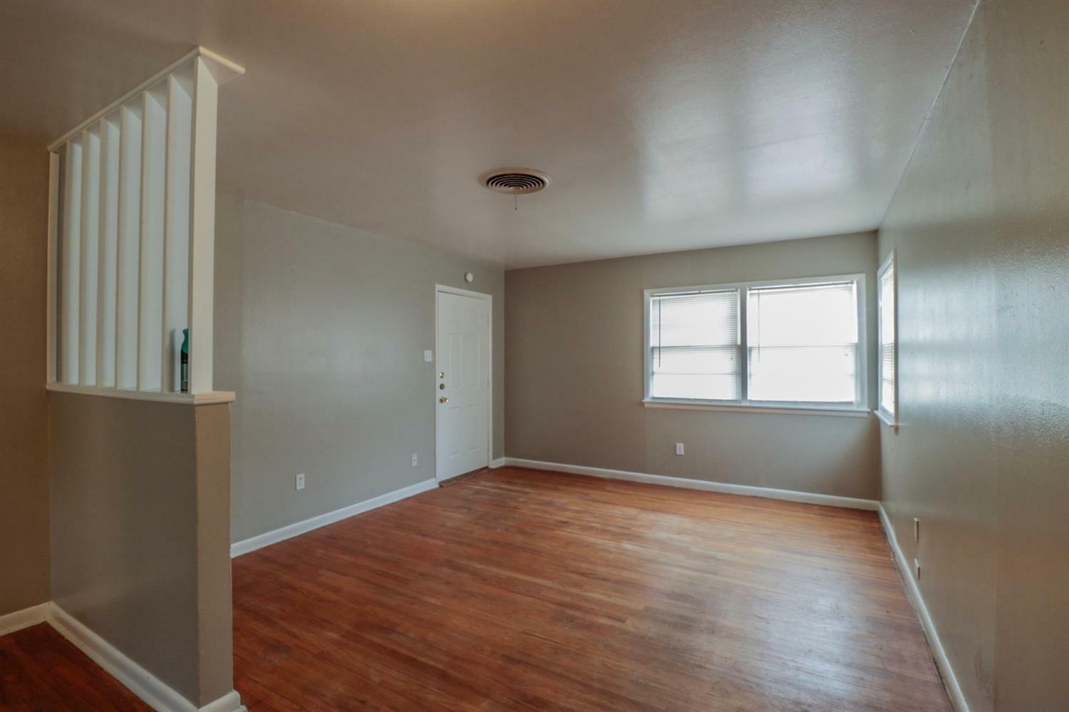 Property Photo:  6407 Ave T  TX 79412 