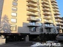 Property Photo:  116-24 Grosvenor Lane 2A  NY 11418 