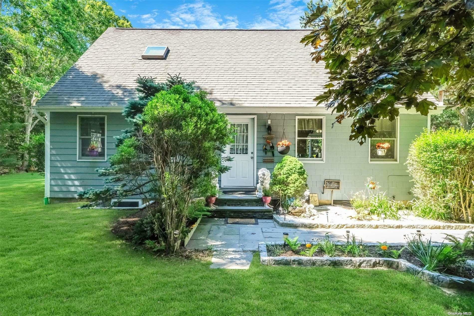 Property Photo:  9 Cedar Drive  NY 11937 