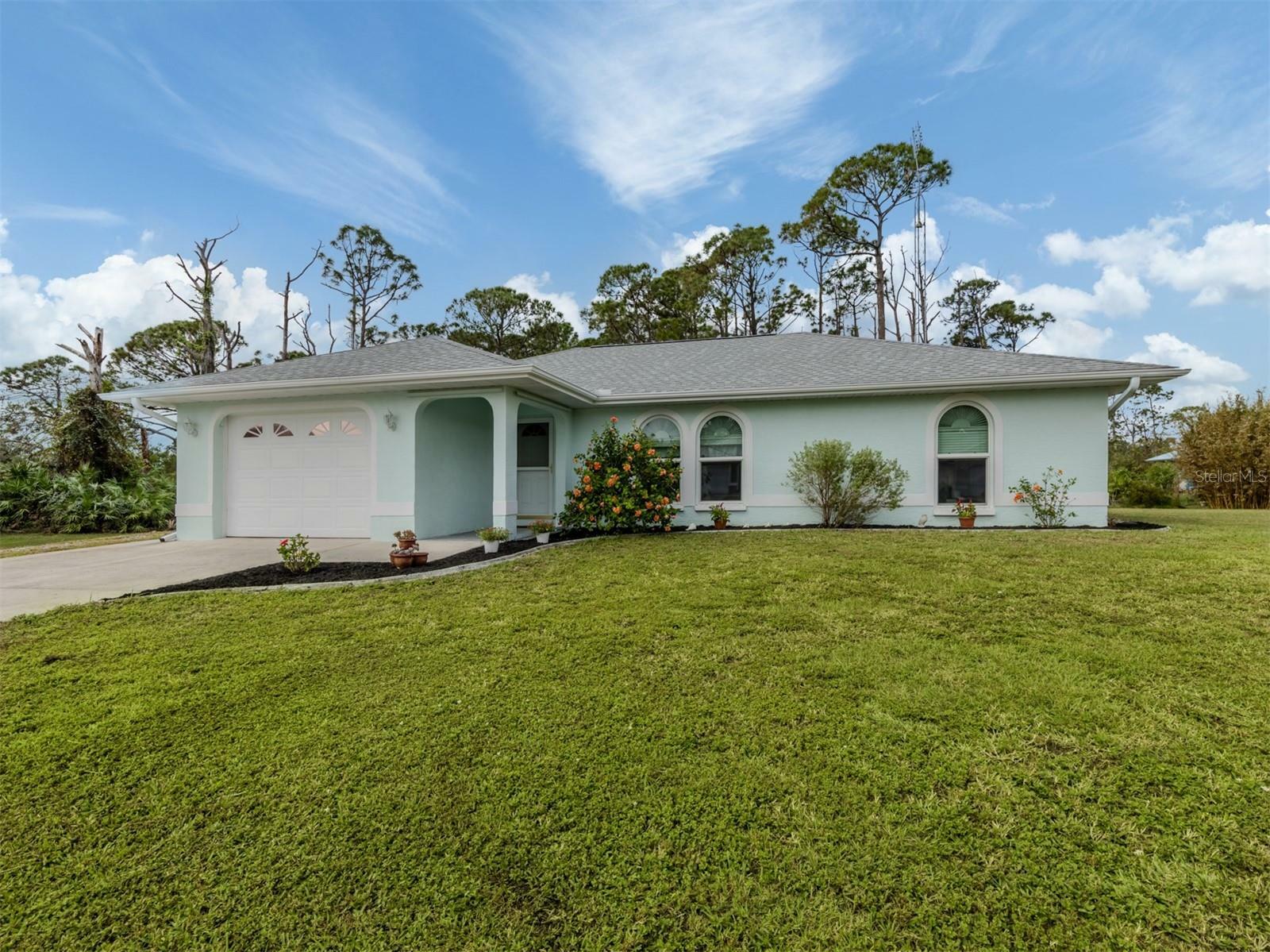 Property Photo: 1063 General Street FL 33953