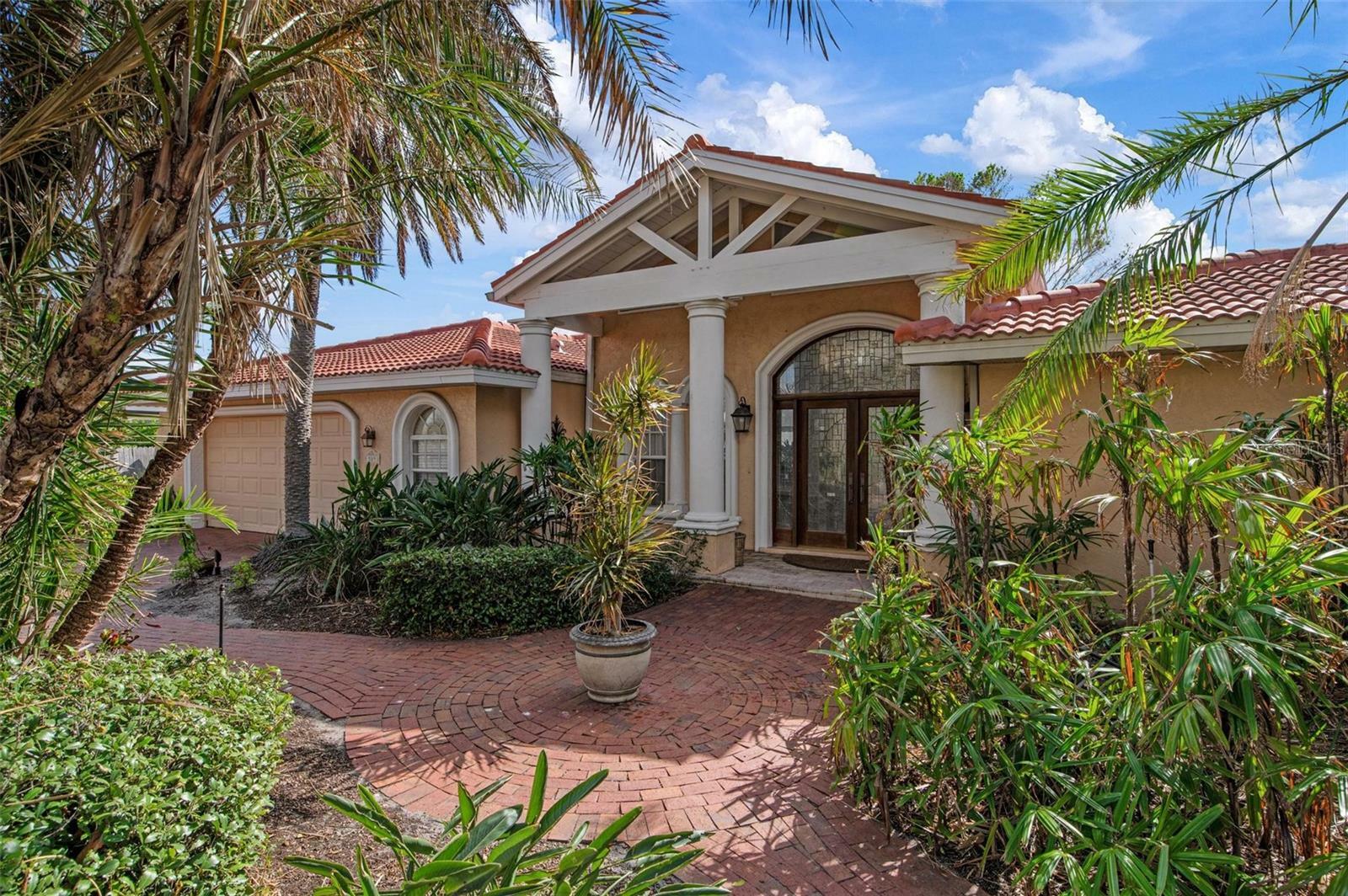 Property Photo:  589 Flamingo Drive  FL 34285 