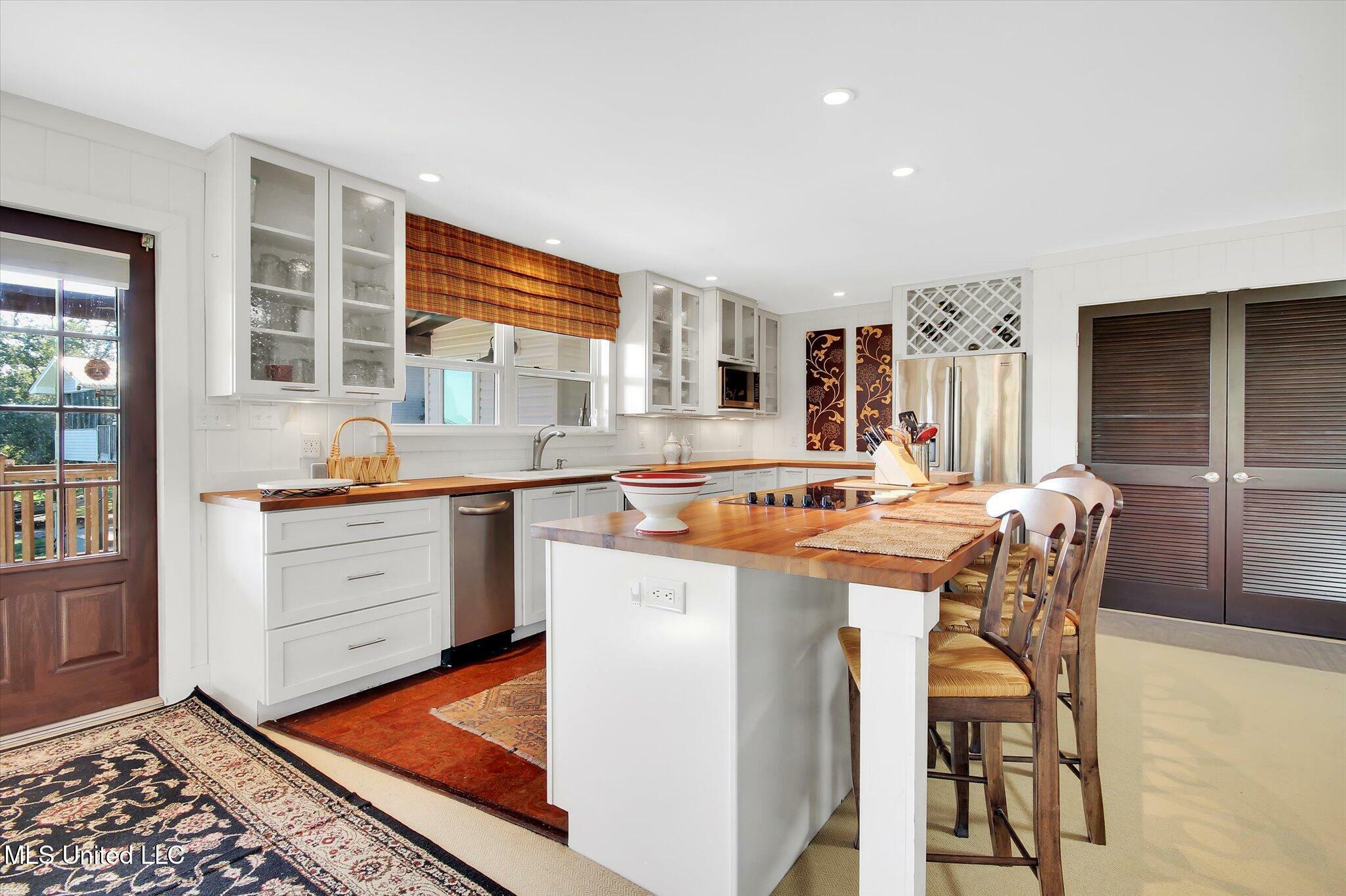 Property Photo: 4044 Mulatta Drive MS 39572