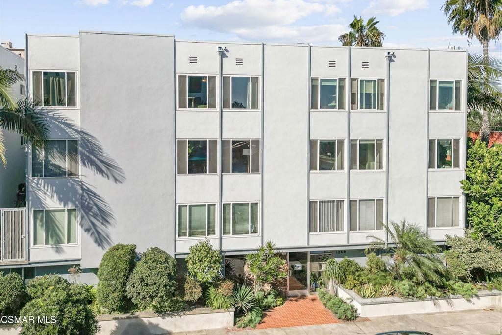 Property Photo:  1250 E Ocean Boulevard 306  CA 90802 