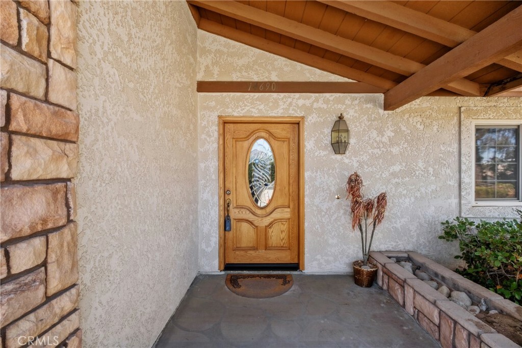 Property Photo:  14690 Apple Valley Road  CA 92307 