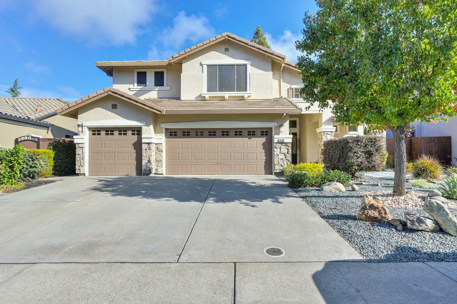 689 Halidon Way  Folsom CA 95630 photo