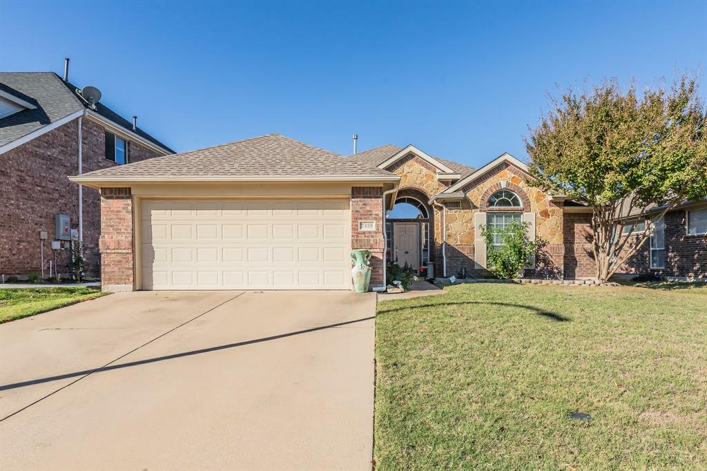 Property Photo:  7429 Durness Drive  TX 76179 