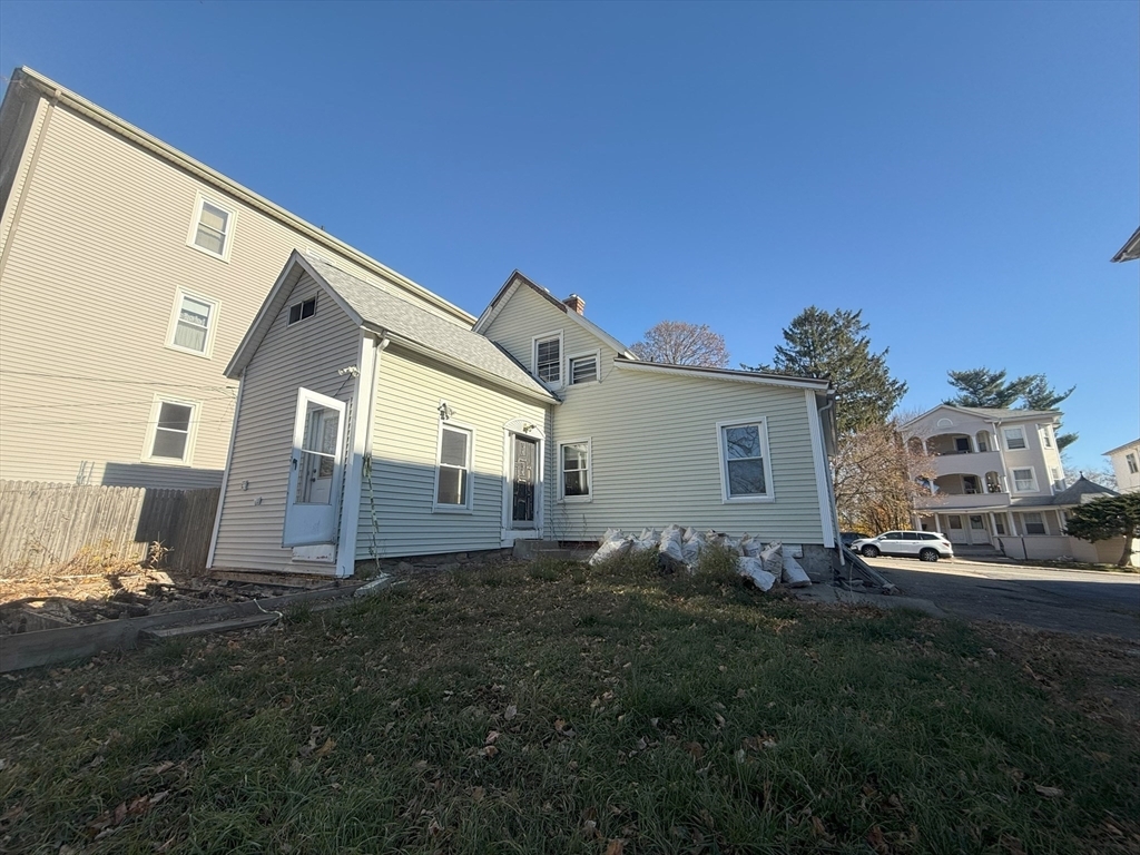 Property Photo: 37 Plantation St MA 01604