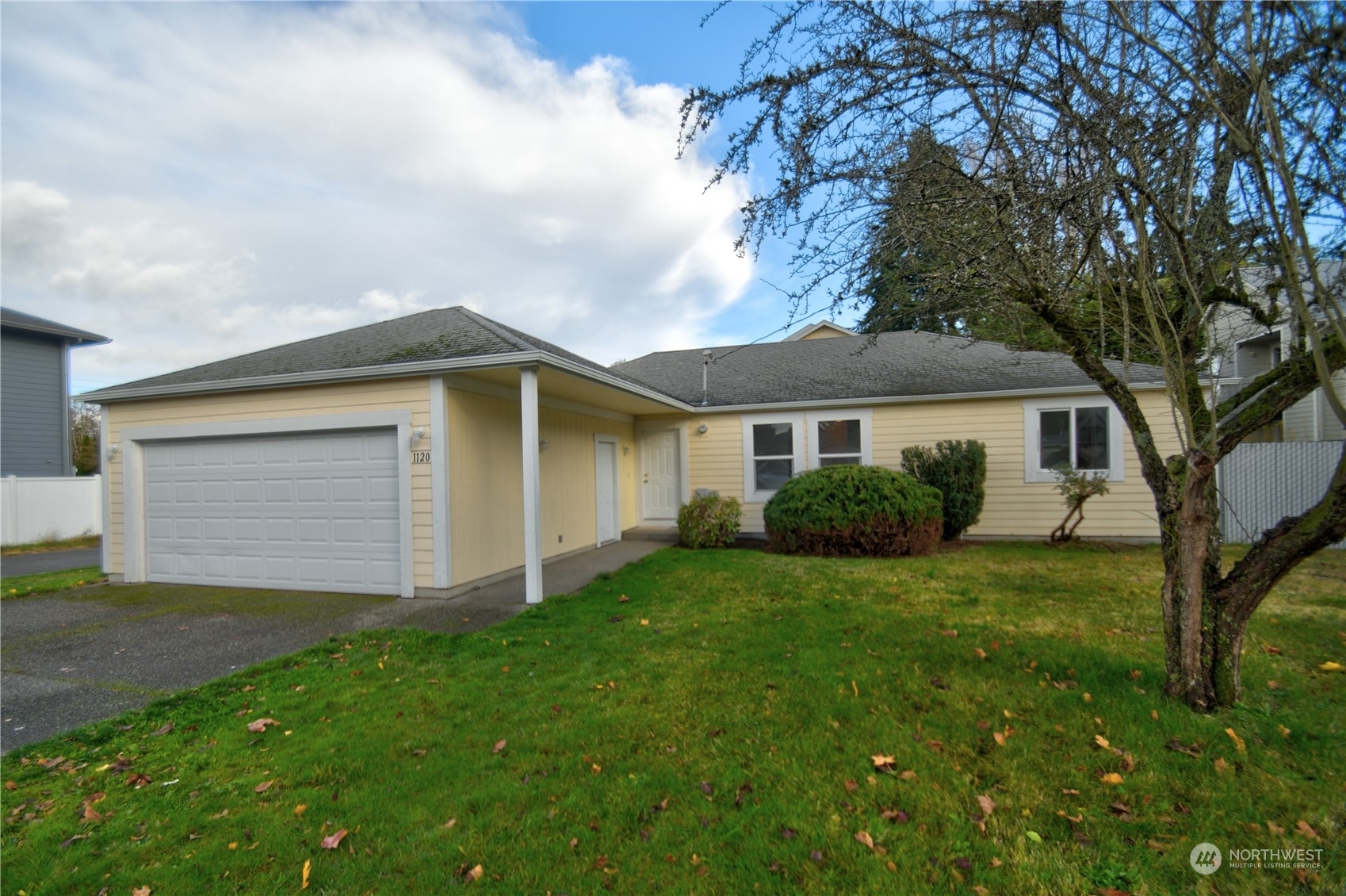 1120 Golf Club Road SE  Lacey WA 98503 photo