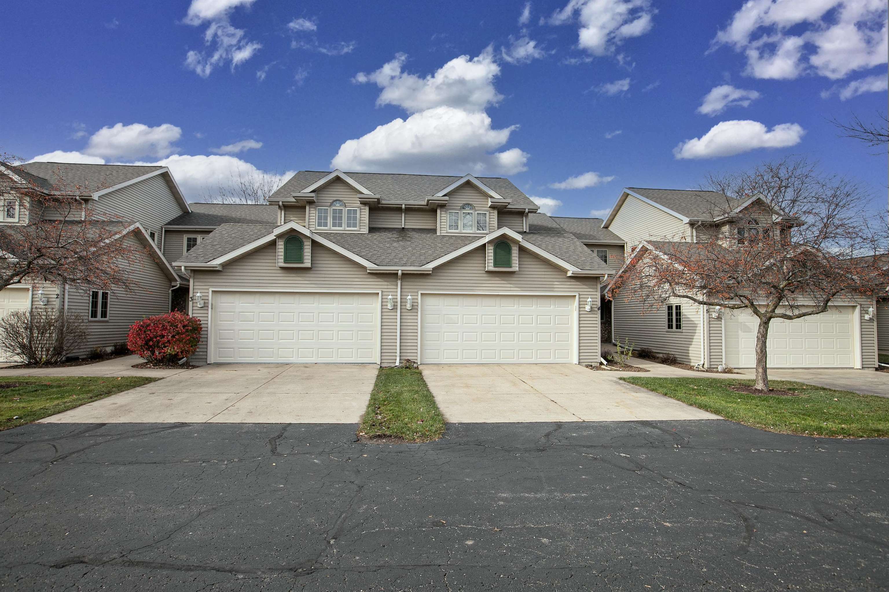 1727 E Midway Road C3  Appleton WI 54915-5602 photo